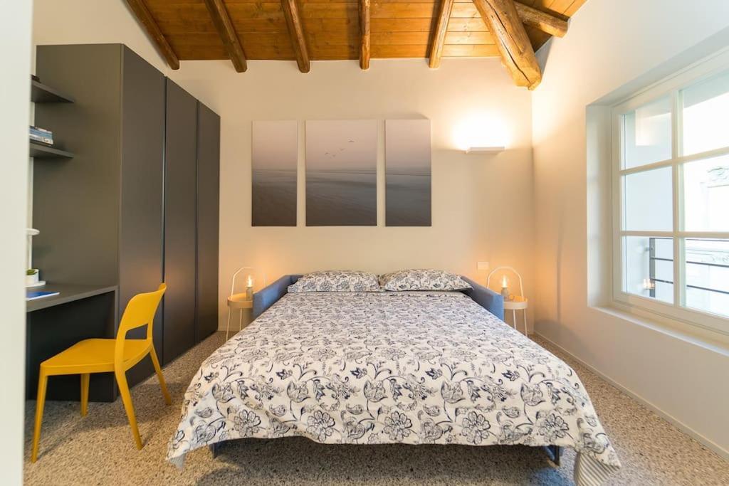 Moderno Appartamento A 200 Metri Dal Duomo Комо Экстерьер фото